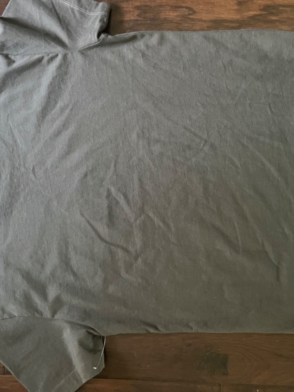 ESSENTIALS T-SHIRT size small - Picture 2 of 5